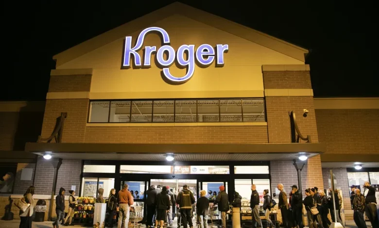 What stores are open on Thanksgiving? Is Walmart or Kroger open? What to know