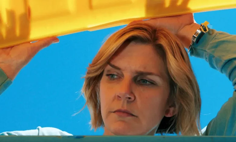 What time do new episodes of 'Pluribus' come out on Apple TV? 'Pluribus' Episode 5 premiere time and more