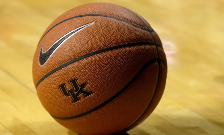 Which 2026 recruits are left for Kentucky basketball coach Mark Pope?