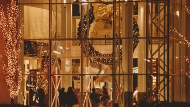 Which Louisville stores, malls are open, closed on Thanksgiving 2025?