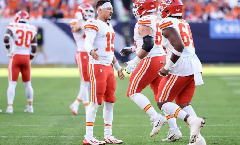 Which NFL Week 12 games have biggest impact on playoff races, No. 1 pick chances?