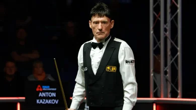 White, 63, vows to fight voice in head as he faces kid, 14, in UK Champ qualis