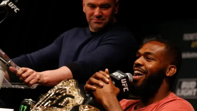 White House Bound? White Accepts Jones Apology