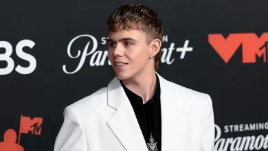 Who is The Kid LAROI? Australian singer to perform at halftime of NFL Germany game