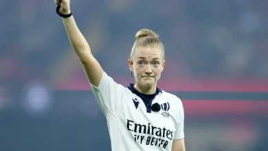 Who is rugby referee Hollie Davidson?