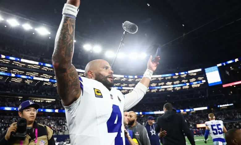 Who is singing the national anthem for Chiefs-Cowboys on Thanksgiving?