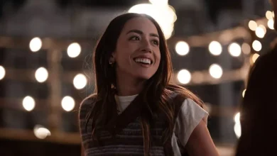 Who plays Lucy in Disney's A Very Jonas Christmas Movie?