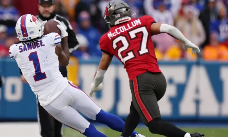 Who should catch passes for the Buffalo Bills the rest of the season?