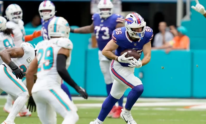 Who steps up for Bills with top playmaker out vs Buccaneers?