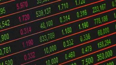 Why Bitcoin (BTC), XRP (XRP), Ether (ETH) Tank While Gold, Silver Shine Bright?