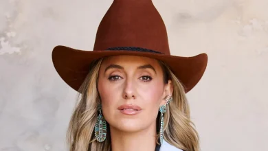 Why Lainey Wilson Wants Everybody to 'Lead With Love' (Excl)