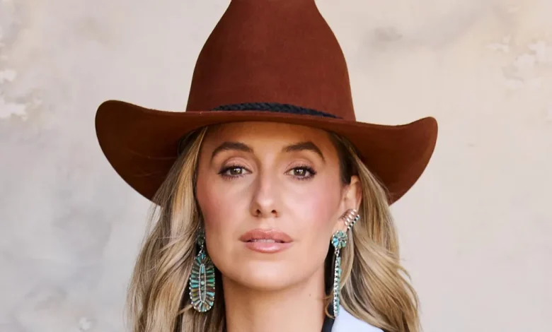 Why Lainey Wilson Wants Everybody to 'Lead With Love' (Excl)