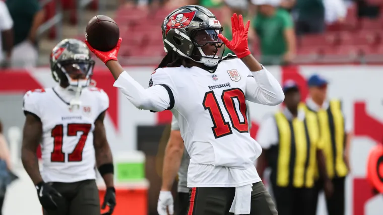 Why Teddy 'Two Gloves' Bridgewater wears gloves while playing QB for Buccaneers