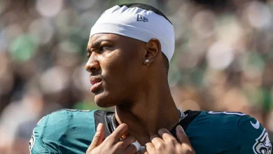 Will DeVonta Smith play on Black Friday? | Bears vs. Eagles Injury Report