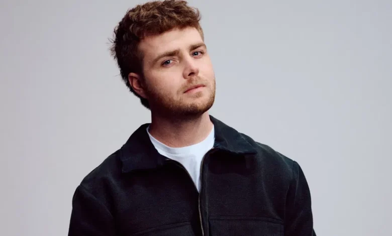 Win Tickets to Alex Warren