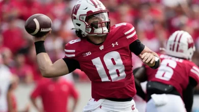 Wisconsin Badgers vs. No. 23 Washington Huskies 1st Half Game Thread: It’s Danny Time