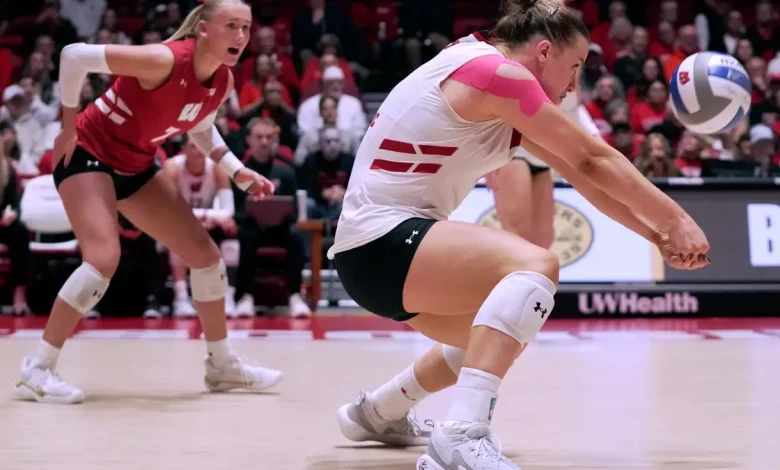 Wisconsin volleyball sweeps Minnesota with ease in ranked rivalry win