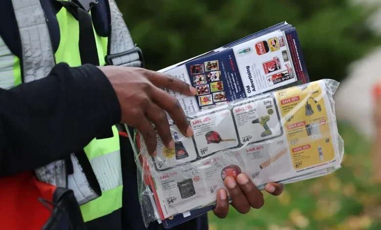 With Canada Post and its workers still at the table, can a holiday disruption be avoided?