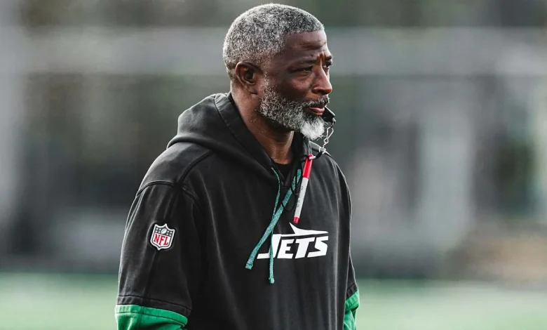 With NFL Trade Deadline Approaching, Jets HC Aaron Glenn Says 'Everybody Listens'