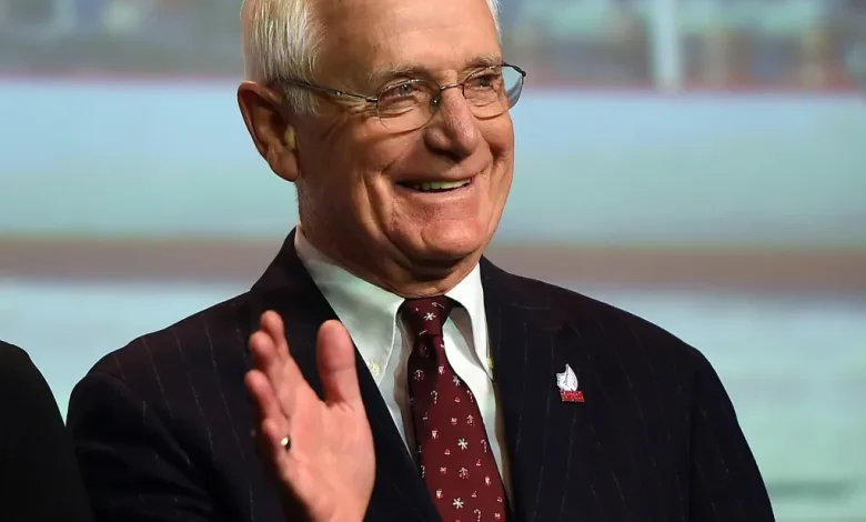 With an assist from a friend, Jack Parker headed to Hockey Hall of Fame