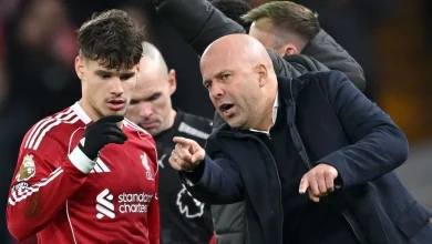 Woeful Liverpool told how to 'do something different' with back four by Gary Neville