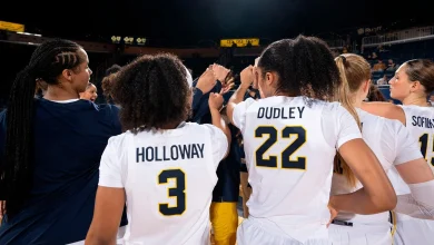 Wolverines to Head to Mohegan Sun to Take on Top-Ranked UConn