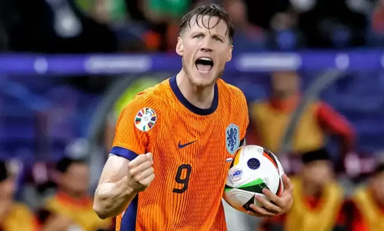 Wout Weghorst Kimdir? Weghorst kaç yaşında ve hangi takımlarda oynadı? Weghorst Beşiktaş'ta oynadı mı?