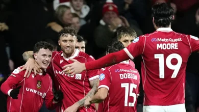 Wrexham 2-0 Bristol City: Nathan Broadhead strikes in Red Dragons win