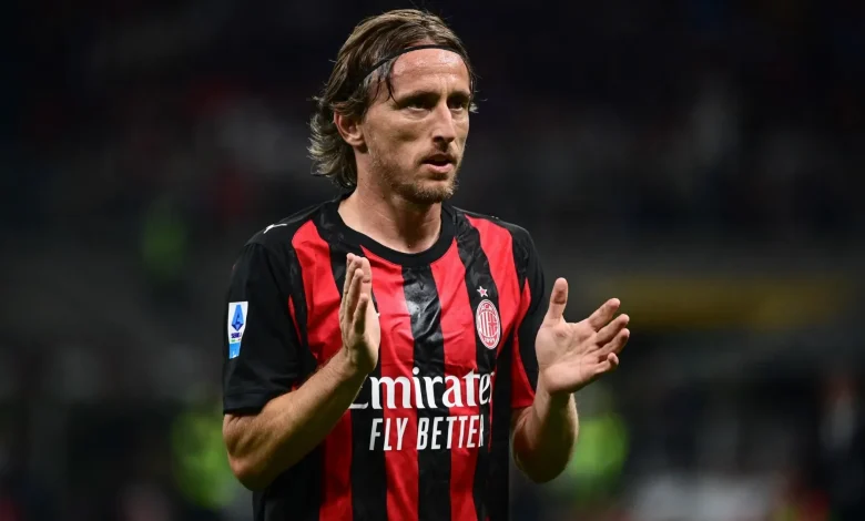 'You just have to love Luka Modric' - AC Milan don't know how lucky they are to have 'admirable' Real Madrid legend in their ranks, says ex-Barcelona star