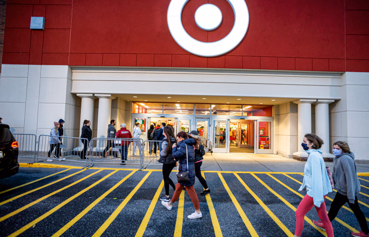Your guide to Black Friday 2025 store openings across central Pa.