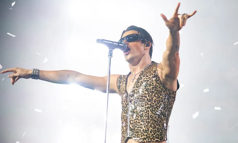 Yungblud cancels remaining tour dates on doctor's orders after concerning health test results