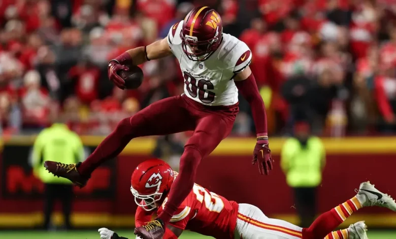 Zach Ertz start or sit: Week 9 fantasy football advice vs. Commanders