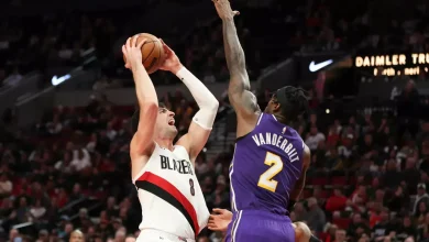 trail blazers vs lakers Ayton Leads Shorthanded Lakers Past Trail Blazers 123-115