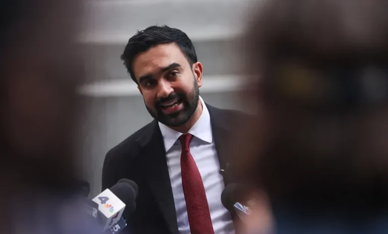 انتخابات عمدة نيويورك تشعل "حربا كلامية" بين ترامب وممداني