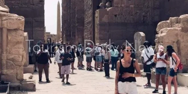 طقس الأربعاء وتأثيراته على السياحة في الصعيد .. برودة صباحية وأمطار محتملة