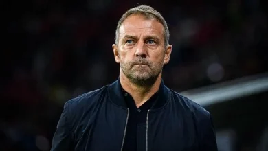 قلق هانز فليك يسيطر على برشلونة بعد الأداء المتراجع رغم الفوز على ألافيس