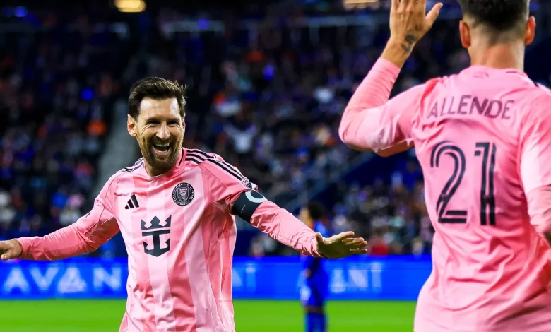 ميسي يسجل هدفا ويصنع ثلاثة ويعبر بإنتر ميامي إلى نهائي المنطقة الشرقية بالدوري الأميركي