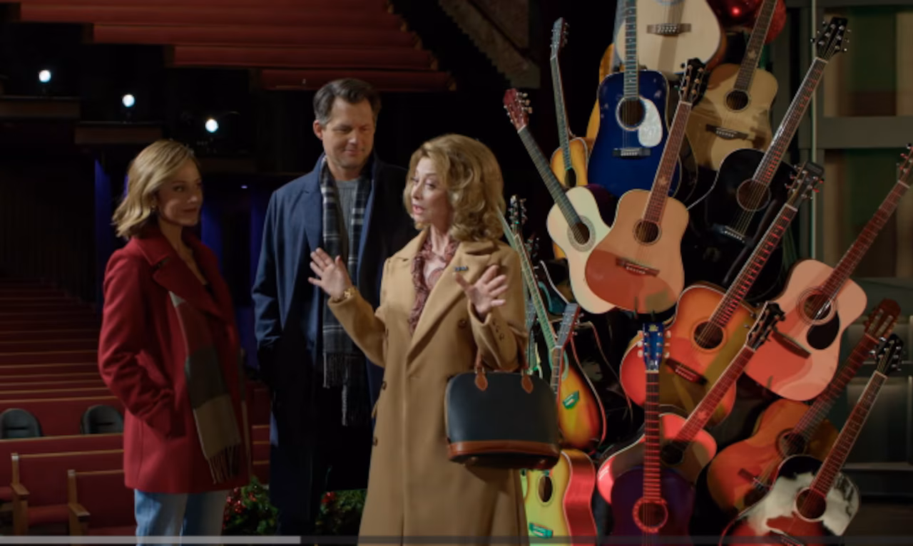 ‘A Grand Ole Opry Christmas’ takes a pair of friends back in time to spend time with a late country star