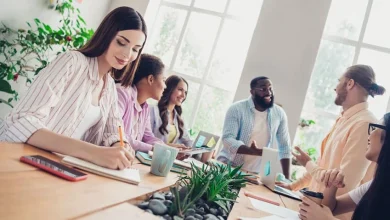 ‘Covid boom’ ends as graduate job prospects fall back to pre-pandemic levels