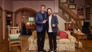 ‘Everybody Loves Raymond’: Why 30th Anniversary Reunion Is 29 Years After Show’s Debut & How Ray Romano’s Emmy Bit With Brad Garrett Came To Be
