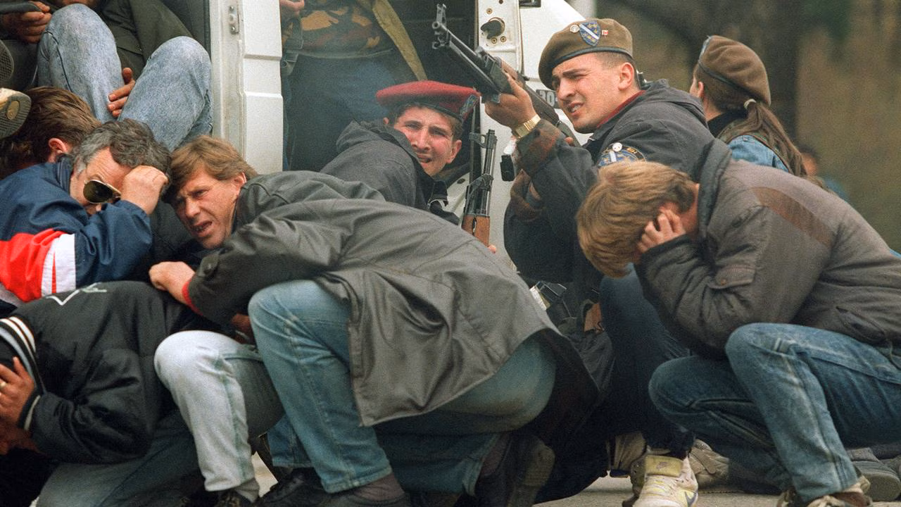 ‘Human safari’: Tourists ‘paid to shoot kids’