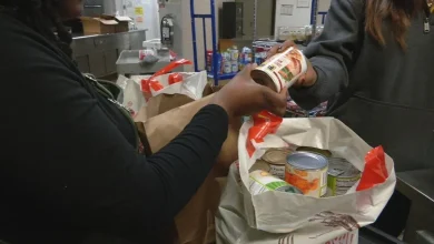 ‘Not sustainable’ | Food pantries in Kentucky, Indiana overwhelmed as SNAP benefits stall