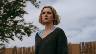 ‘Pluribus’ Review: Rhea Seehorn Is a Funny, Sad Marvel in Vince Gilligan’s Evasive Apple TV Multi-Genre Original