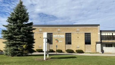 ‘Rug pulled out from under them’: Parents rankled over abrupt changes to French immersion program