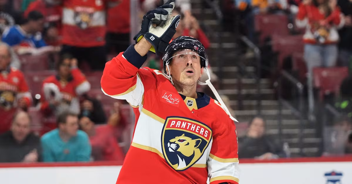 ‘She loved hockey’: Brad Marchand dedicates goal to friend’s daughter who died of cancer