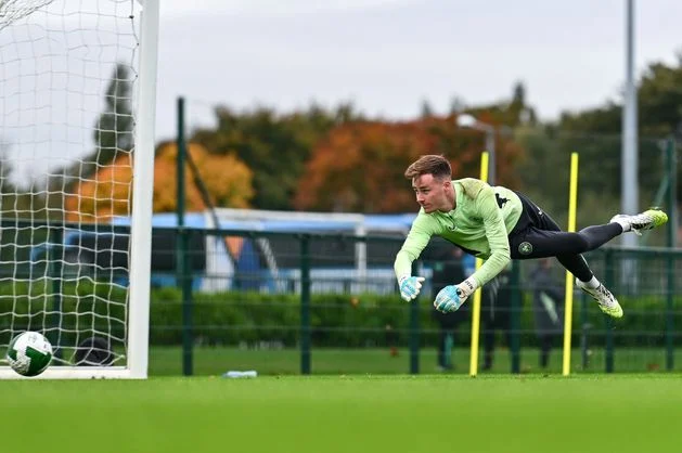 ‘The group is getting better and better’ – Noah Jauny reveals army visit set up Ireland U-21s for England battle