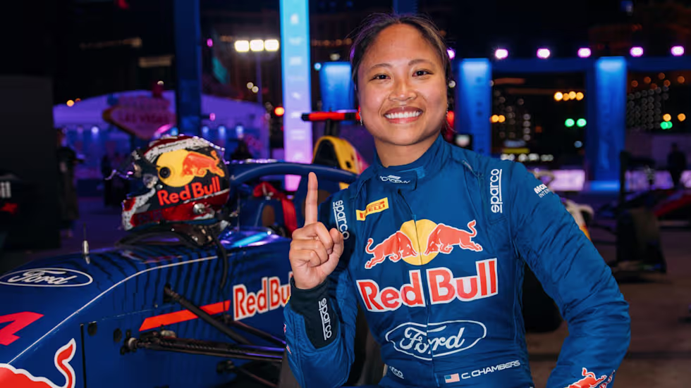 ‘The job’s not done yet, but I’m halfway there’ – Chloe Chambers targets home victory after securing front low lock-out for Campos Racing in Las Vegas