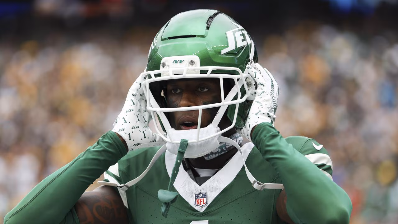 ‘This is real’: NFL in shock at blockbuster $185m move — Trade Deadline LIVE