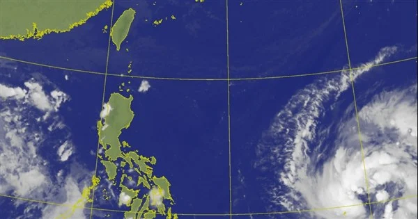 颱風鳳凰可能達強颱不排除發海警11、12日對台影響最顯著| 生活