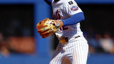 1 lightweight, 1 middleweight, and 1 heavyweight NY Mets-Padres trade to make